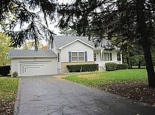 16453 W Brockman Ave, Prairie View, IL 60069