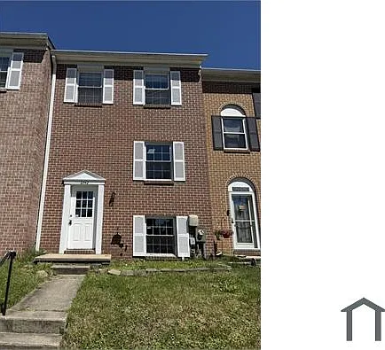 4 bed, 1296 sqft, $2,100 — Photo 3