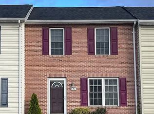 124 Kadies Ln, Edinburg, VA 22824