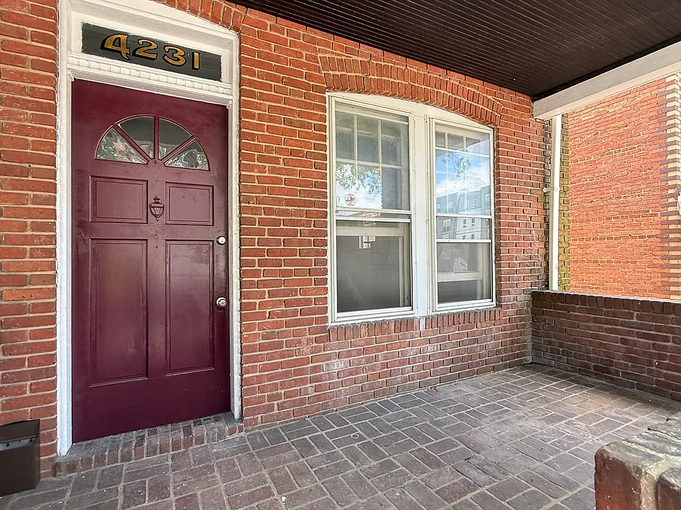 4231 Euclid Ave