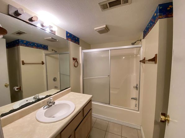 1811 Central Blvd #3