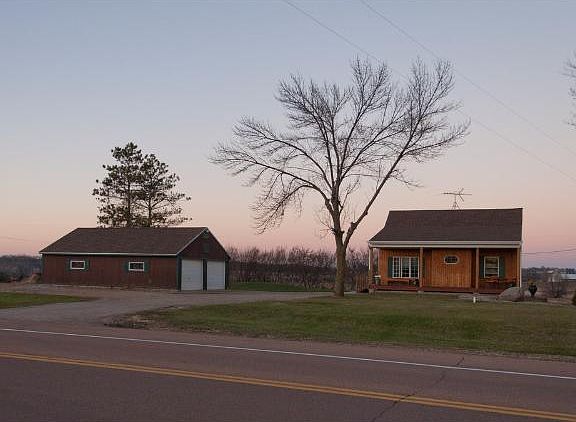 4th image of 5480 County Road 10 E