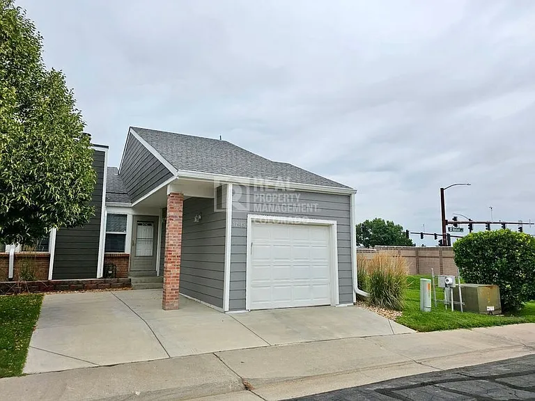 11915 Madison Pl — Photo 1