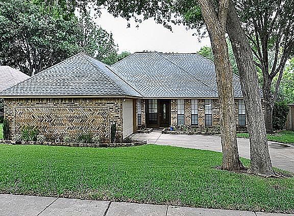 2nd image of 208 Shoreline Dr