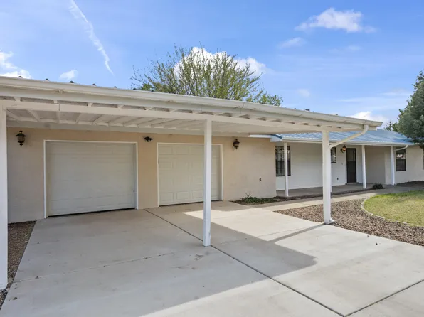 1790 Murray Loop, Bosque Farms, NM 87068