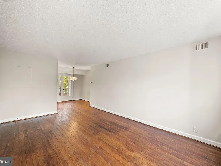 4707 29th St S #B2 — Photo 5