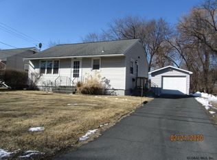 6 Admiral St, Albany, NY 12205