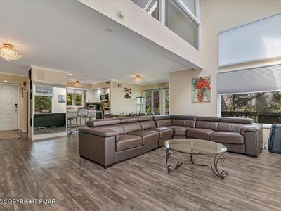 268 Big Pocono Pass, Tannersville, PA, 18372