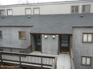 36 Slalom Way, Tannersville, PA 18372