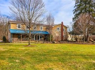 8318 Shupps Ln, Coopersburg, PA 18036