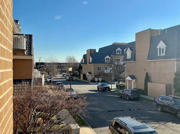 1940 Bergen Avenue image 27 of 42