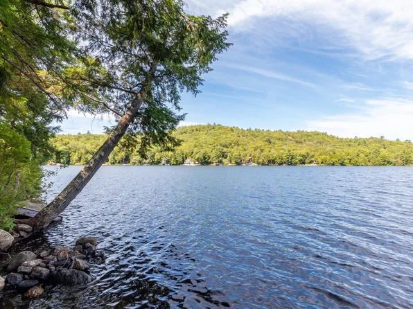 6 Loon Point Road, Meredith, NH 03253