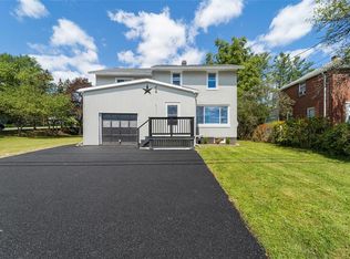 2955 Pleasant Dr, Endicott, NY 13760