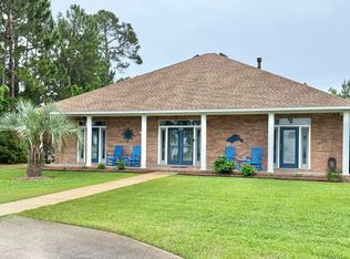 49 Bayshore Dr, Miramar Beach, FL 32550