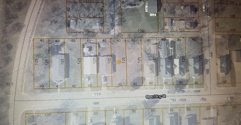 2nd image of 2570 Spaulding St