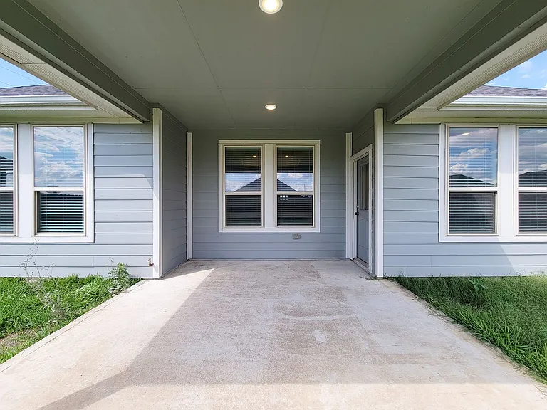 31419 Horseshoe Meadow Bnd — Photo 35