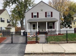 599 6th Ave, Woonsocket, RI 02895