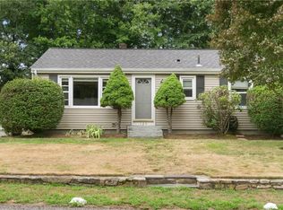 129 Lockwood St, West Warwick, RI 02893