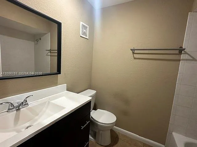 2830 NW 55th Ave #2C — Photo 12