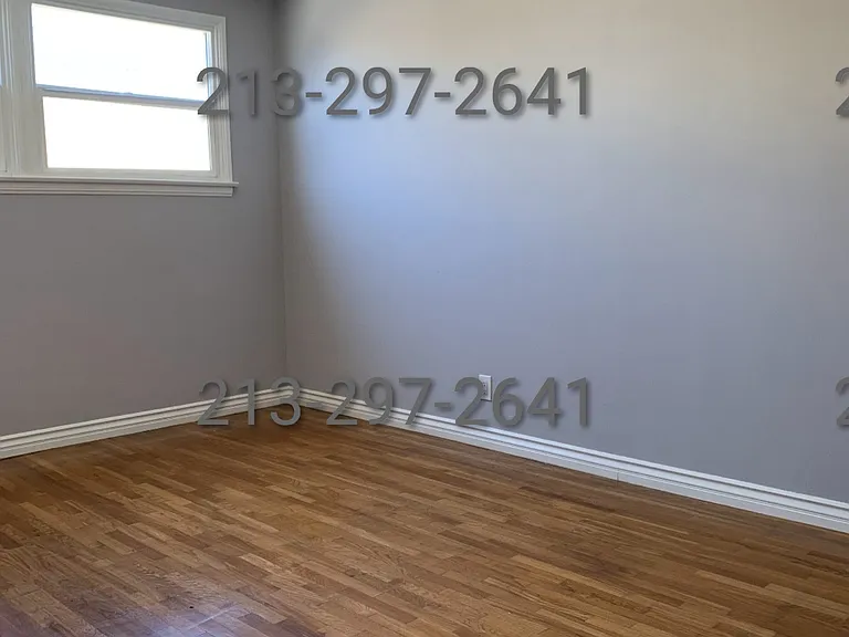 1015 N Normandie Ave #8 — Photo 8