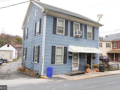 105 Hanover St #107, Glen Rock, PA, 17327