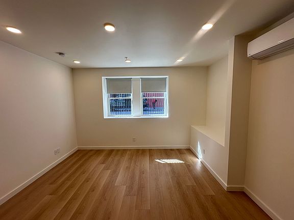 5th image of 17-23 Hoff St #2