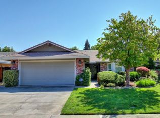 6104 Laguna Villa Way, Elk Grove, CA 95758