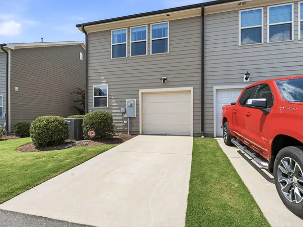 1721 Shady Oaks Dr, Wendell, NC 27591