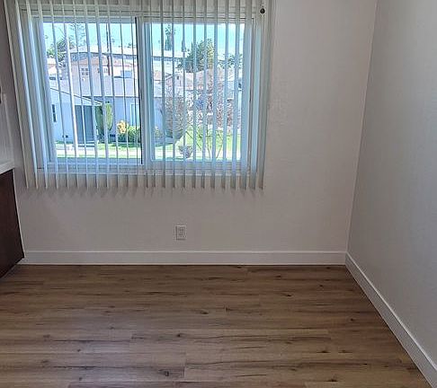 5th image of 625 S Grevillea Ave APT 5
