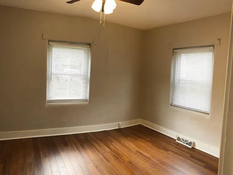 515 Watervliet Ave #1 — Photo 8