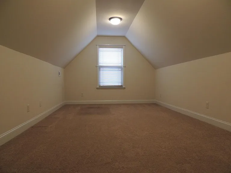 400 Big Barn Ct — Photo 10