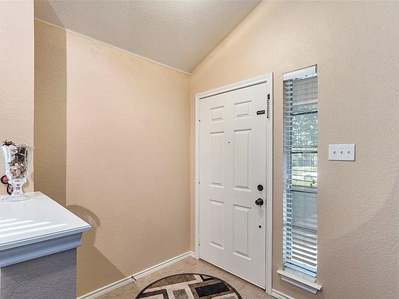 5th image of 3101 Admiral Dr