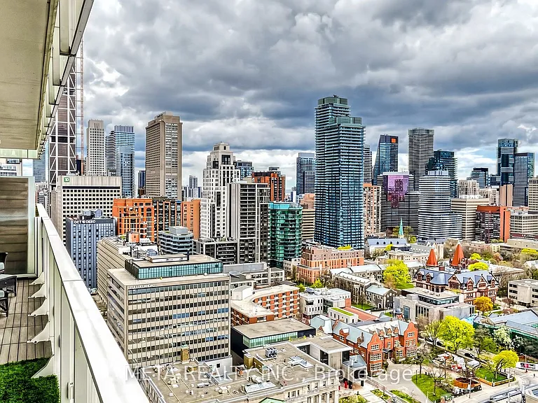 200 Bloor St W #2502 — Photo 39