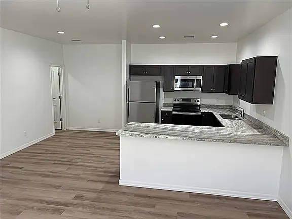 2521 Sycamore Ave #A — Photo 22