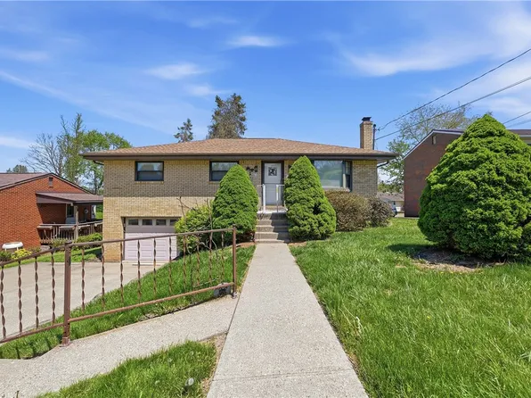105 Mayer Dr, Oakdale, PA 15071
