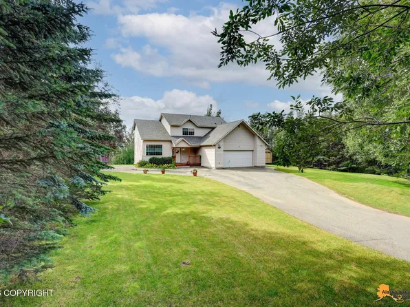 8720 E Times Square Cir, Palmer, AK 99645