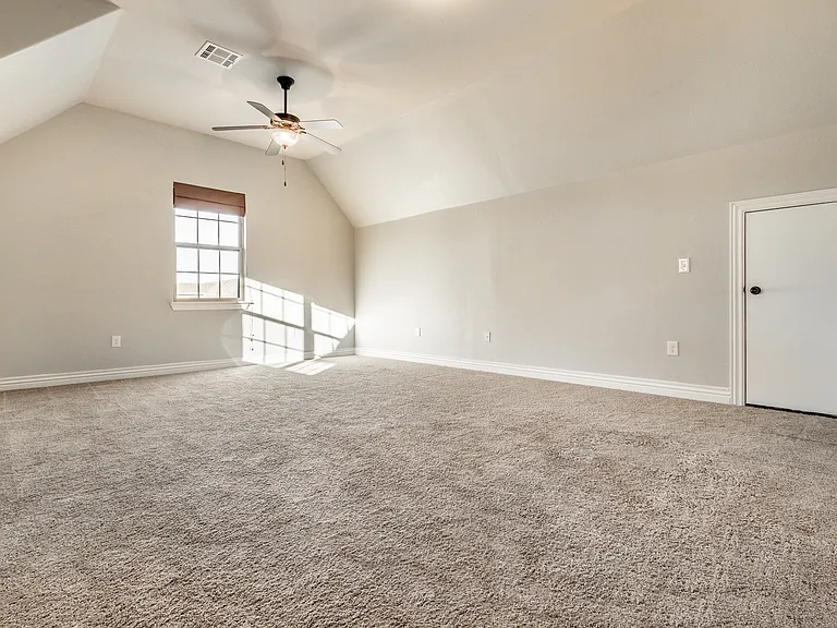 2304 NW 156th St — Photo 22