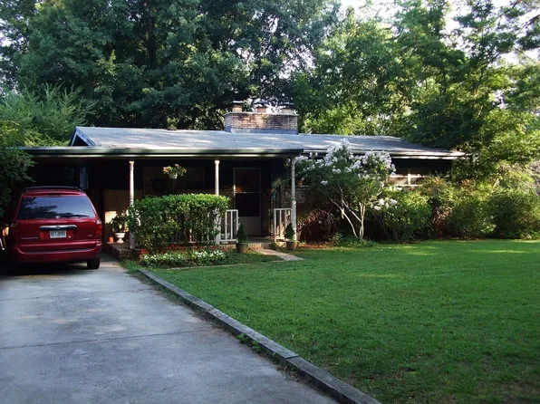 5776 S Gordon Rd, Austell, GA 30168