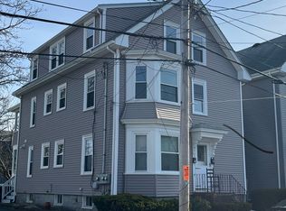 33 Osgood St #2, Salem, MA 01970