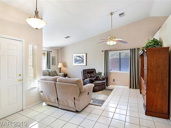 5th image of 8032 Bronzewood Ave
