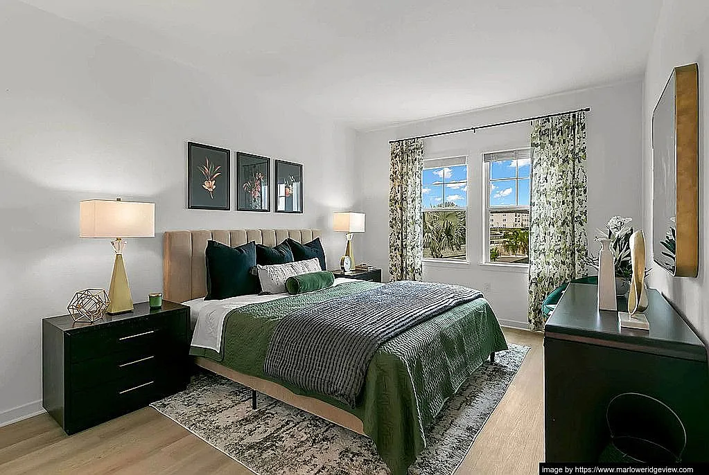 2 bed, 2.0 bath, 1030 sqft, $1,639 — Photo 4