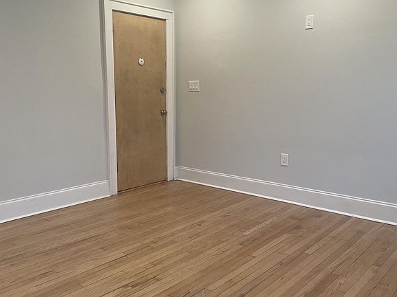 2nd image of 734 Argonne Ave NE #15844190