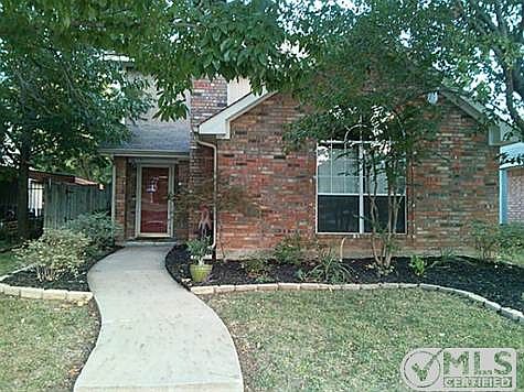 2nd image of 718 Willow Oak Dr