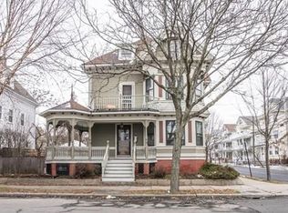 130 Hamilton St, Providence, RI 02907