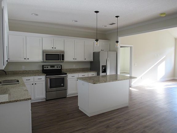 3rd image of 1261 Baymeadows Dr W