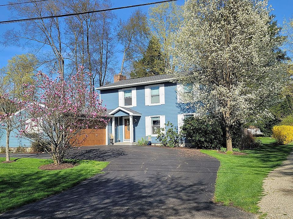 2nd image of 11 Waldemere Way