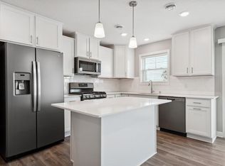 2172 Bay Dr, Lino Lakes, MN 55038