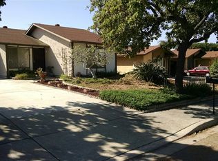 1524 Peacock Blvd, Oceanside, CA 92056