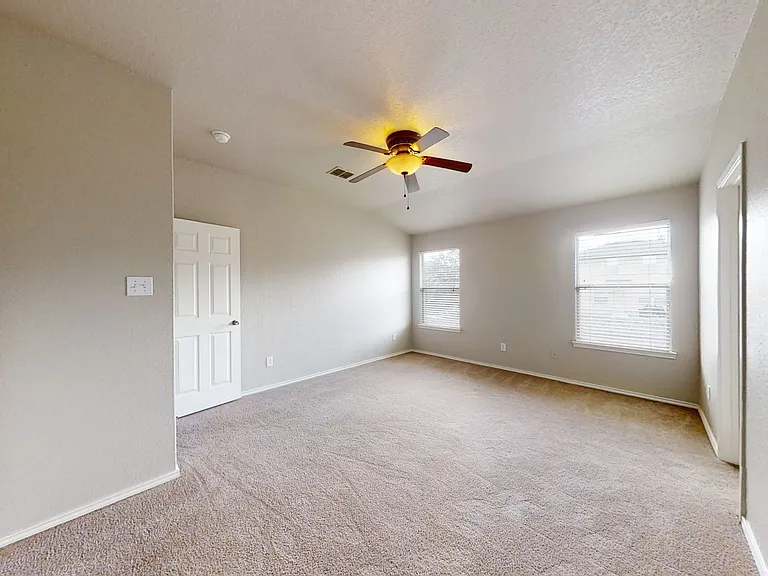 12230 Medina Ml — Photo 12