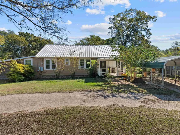 11437 County Road 3136d, Mount Enterprise, TX 75681